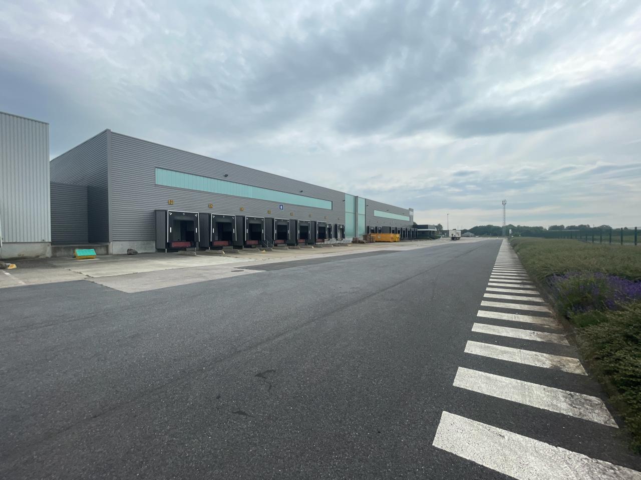 Entrepôt classe a Chaulnes 42850m² Location entrepôt classe a Chaulnes Somme OLLOG2427665 3